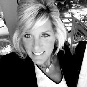 Meet your Posher, Joann